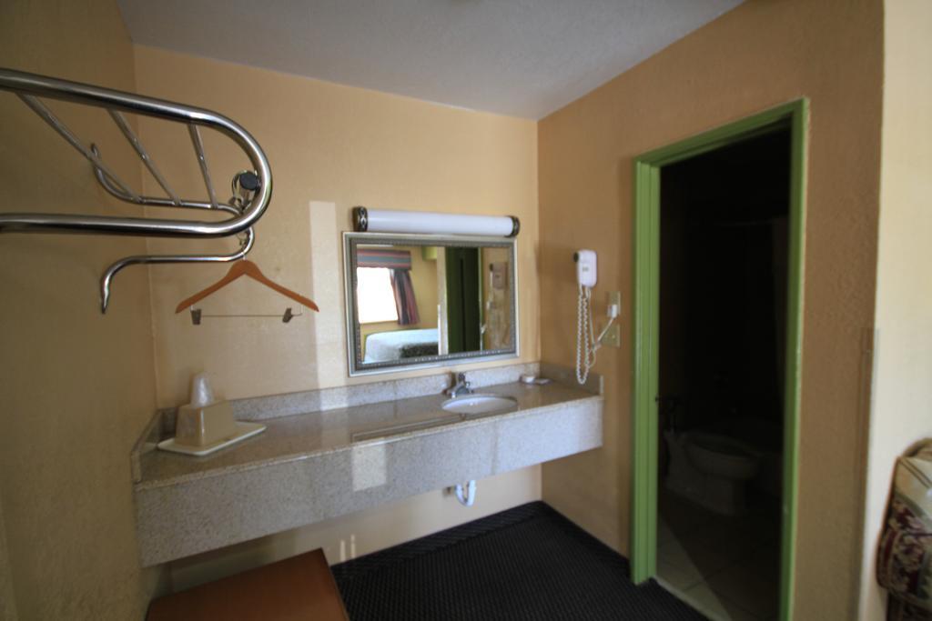 Holiday Terrace Motel Houston Esterno foto